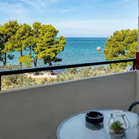 Apartment Ivana With Sea View - Pet Friendly