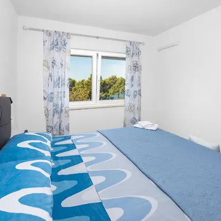Ivana With Sea View - Pet Friendly *